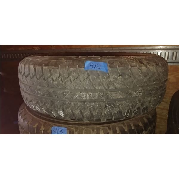 (1) BRIDGESTONE 255/70R18