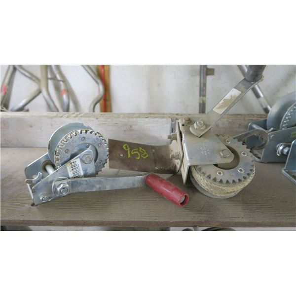 2 hand winches