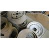 Image 6 : (12) aluminium rims assorted sizes