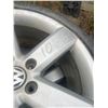 Image 3 : 4 tires & rims VW 235-40-18
