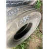 Image 1 : 1 tire 9.00/16