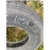 Image 1 : 1 tire radial 10R/20 Hankook