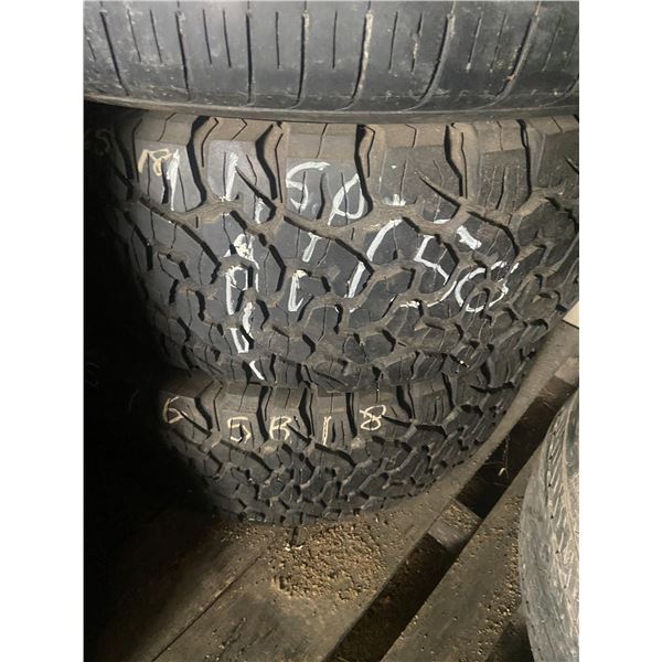 2 tires 305/65/18