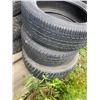 Image 2 : 3 tires 235/45/R19, 235/55/R19, 225/55/R19