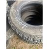 Image 1 : 3 tires 285/70/R17