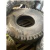 Image 3 : 2 loader tires 20.5xR25