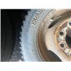 Image 1 : 1 tire & 8 bolt rim 8.75xR 16.5 LT