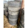 Image 2 : 7 tires 225/75/R16