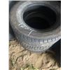 Image 1 : 3 tires 235/65/R16