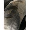 Image 6 : 3 loader tires 17.5xR25