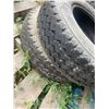 Image 3 : 2 tires 205/75/R14