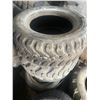 Image 2 : 2 bobcat tires 10x16.5 8 ply (mis match)