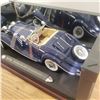 Image 4 : 1/18 scale die cast Mercedes Benz 500