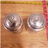Image 2 : tin Coors light salt n pepper shakers salt and pepper