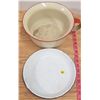 Image 1 : 2 X Vintage Enamelware Pieces