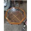 Image 1 : OCTAGON SHAPED COFFEE TABLE 37 1/4"W X 15.5"H