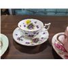 Image 3 : 4 TEACUPS & SAUCERS