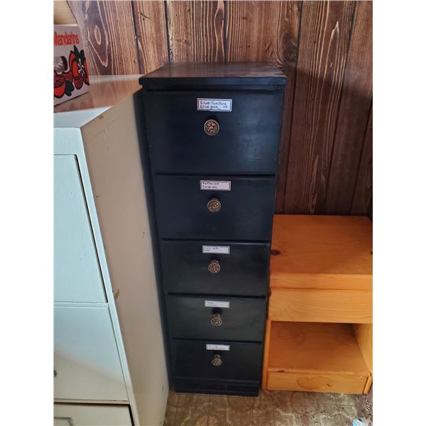 5 DRAWER WOODEN CABINET