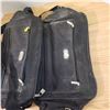 Image 2 : 2 black carry on bags