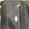 Image 3 : 2 black carry on bags
