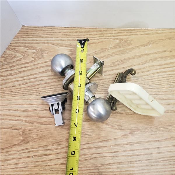 interior door handle soap dish suction cup