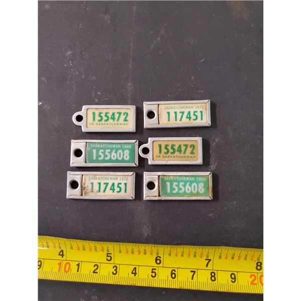 3 PAIRS WAR AMPS KEY TAGS 1960/70'S