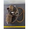 Image 1 : VINTAGE BARN TROLLEY ROPE PULLEY SYSTEM -CAST (NO HANDLE) 1900'S