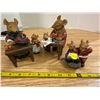 Image 1 : 3x Mice at Christmas set Nice set, one with broken table leg.