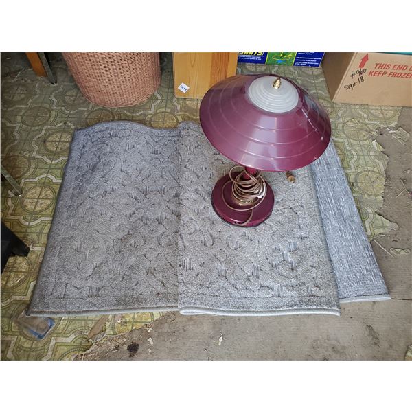 CARPET & LAMP