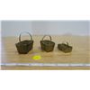 Image 2 : Vintage Set of 3 Mini Brass Baskets
