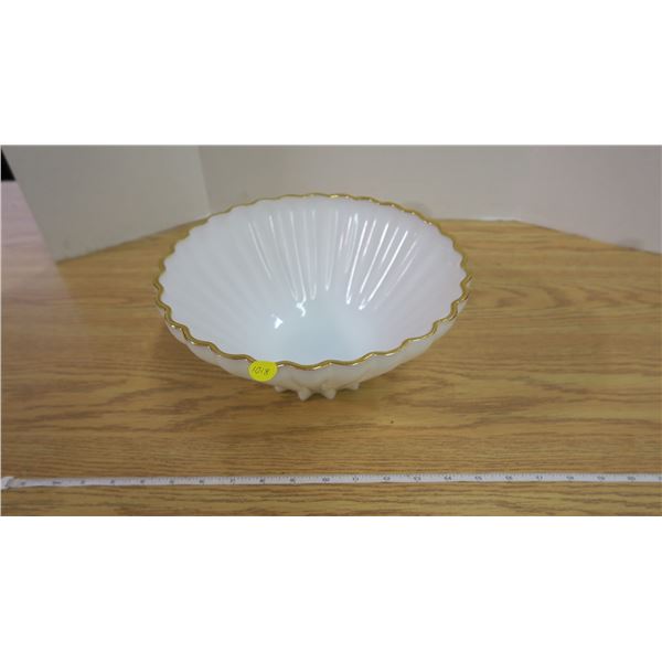 Beautiful Milkglass and Gold Trim Scalloped Fruit Bowl