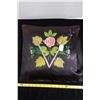 Image 1 : WWII - V for Victory hand painted pillow