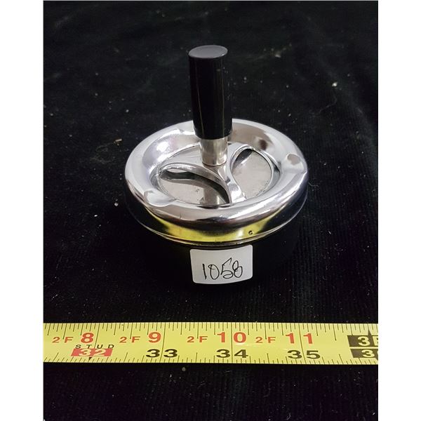 Vintage ashtray push & release GWO