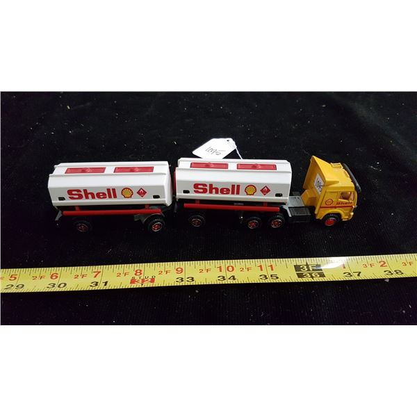 Shell die cast 3 piece tanker truck