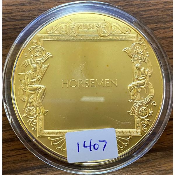 Horsemen. From the Ancient Greece medals series. A beautiful gold-plated bronze medal measuring 50mm