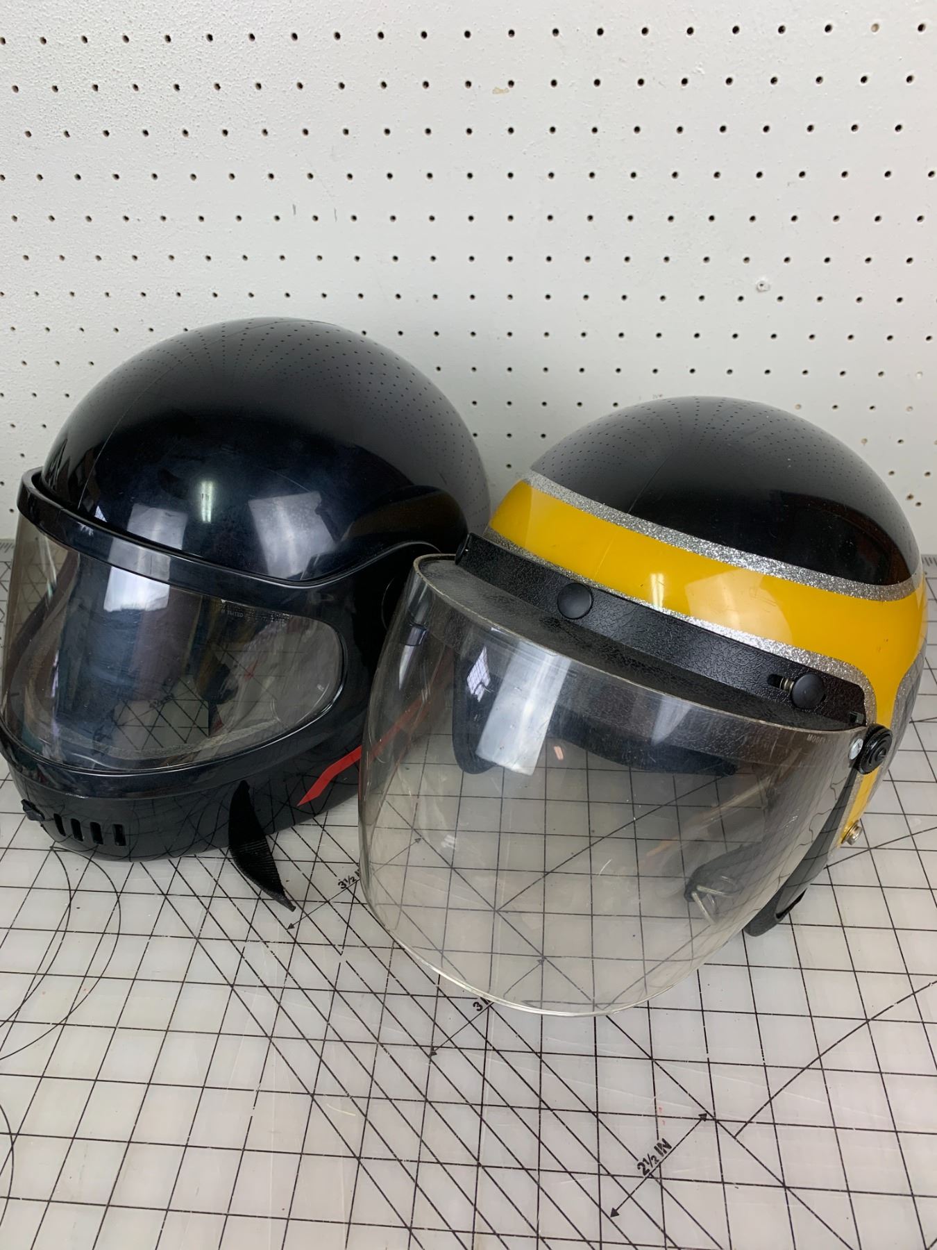VINTAGE SNOWMOBILE HELMETS ONE IS SKIDOO