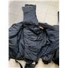 Image 4 : SNOWMOBILE JACKETS AND PANTS XL? No size tag