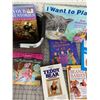 Image 4 : LOT OF CHILDREN'S AND CAT BOOKS WITH BASKET