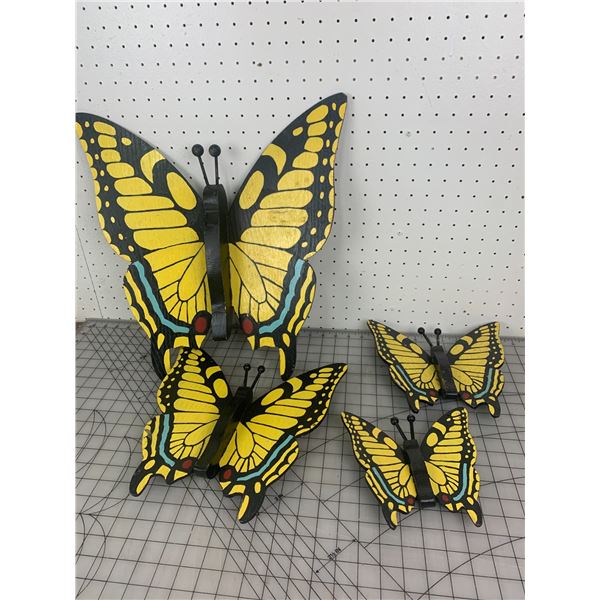 WOODEN BUTTERFLY SET