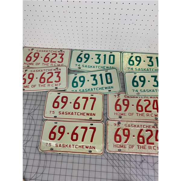 LOT OF SASK LICENSE PLATE PAIRS  "69"