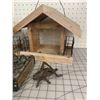 Image 3 : BIRD FEEDERS AND CAST IRON BUGS