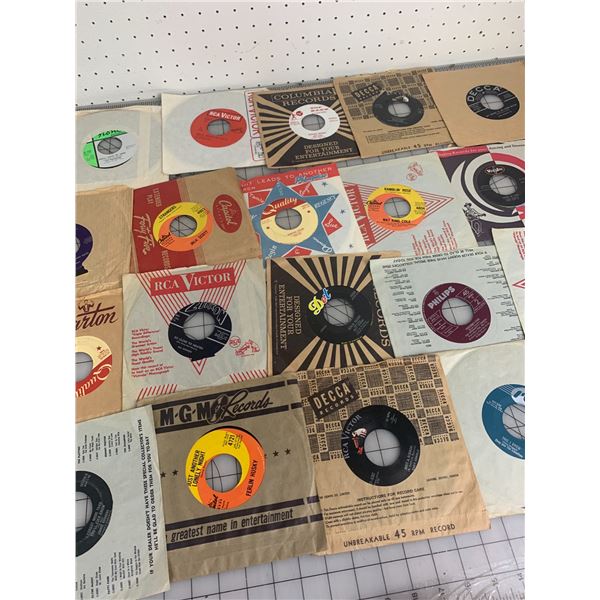 LOT OF 45 RPM RECORDS