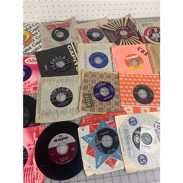LOT OF 45 RPM RECORDS