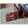 Image 2 : 2 wooden car book ends & picture