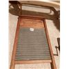 Image 3 : Set of 4 TV trays - Vintage Washboard - Manual Stone Sharpener