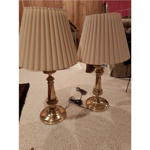 2 Brass coloured Lamps