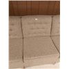 Image 2 : 3 Seater Couch 89"L x 31.5"H x 33"D