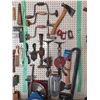 Image 1 : Tool Wall