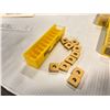 Image 2 : Lot of (200) New? Kennametal Carbide Inserts, P/N: SNMA 432