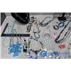 Image 2 : Assorted Jewelry